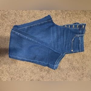 Universal thread jeans